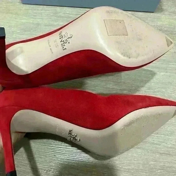 Prada red Suede pointy Heels - Picture 10 of 12